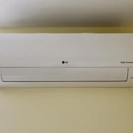 Lägenhet Wonderful Renovated With Great Location Kaiserslautern