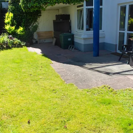 Wonderful Renovated With Great Location Appartement *