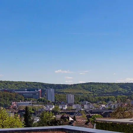 Lägenhet Wonderful Renovated With Great Location *