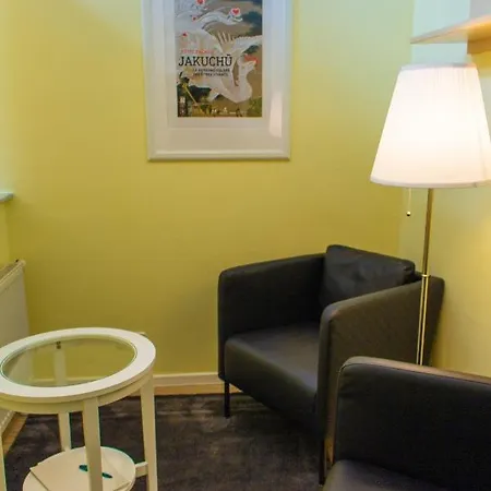 Lägenhet Wonderful Renovated With Great Location *