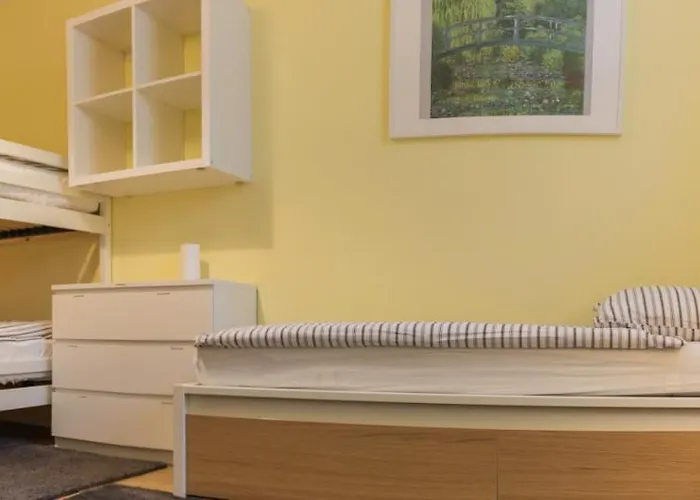 Апартаменты Wonderful Renovated With Great Location Кайзерслаутерн